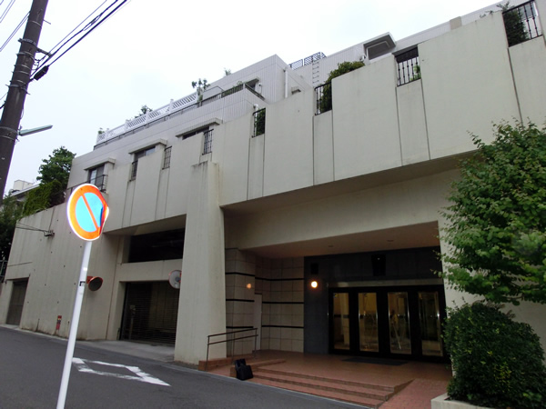 ヴェルビュ新百合ヶ丘レジデンシアの外観