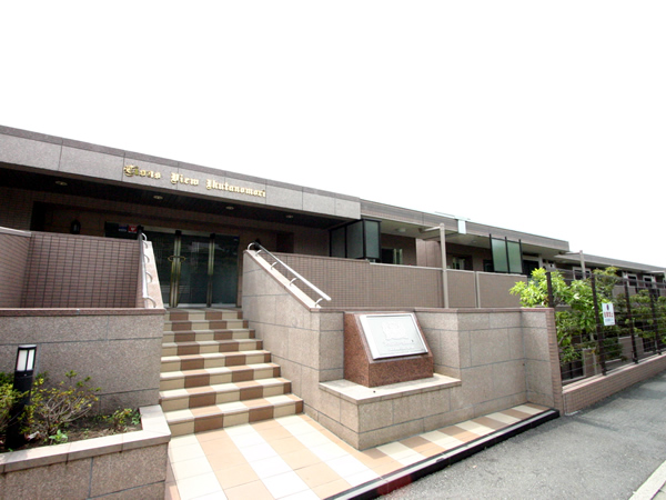 ライオンズビュー生田の杜の外観