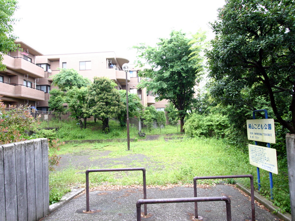 エルベ初穂百合ヶ丘の外観