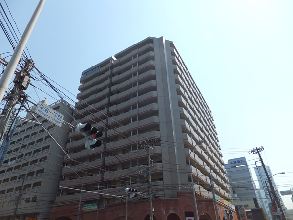 アマックス横浜の外観