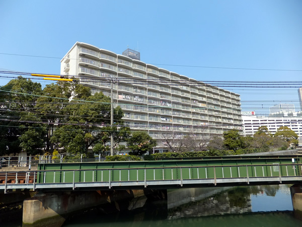 パークハイツ横浜の外観