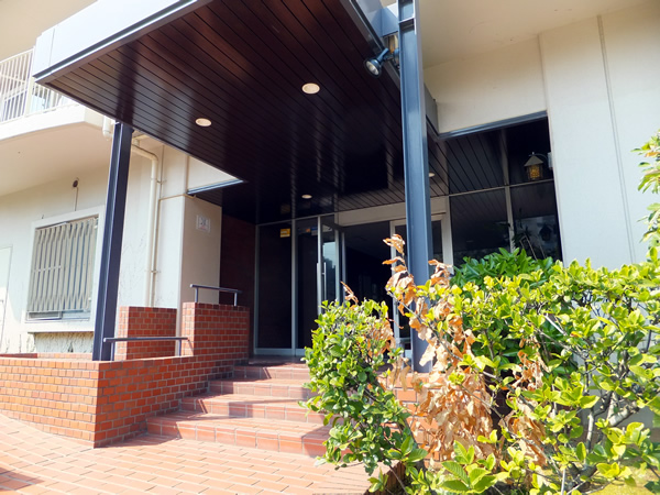 パークハイツ横浜の外観