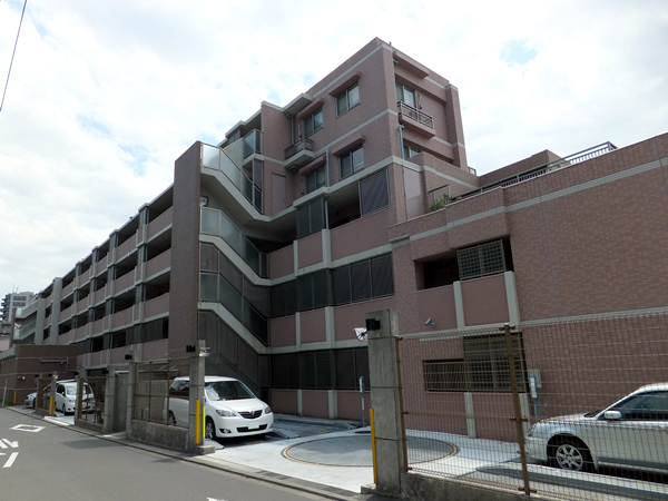 ライオンズマンション中央林間クオリティテラスの外観