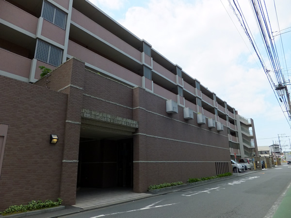 ライオンズマンション中央林間クオリティテラスの外観