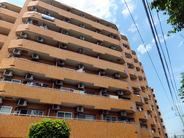 ライオンズマンション中央林間駅前の外観