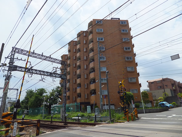 ライオンズマンション中央林間駅前の外観