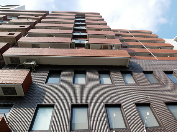 ライオンズステーションプラザ大塚第2の外観