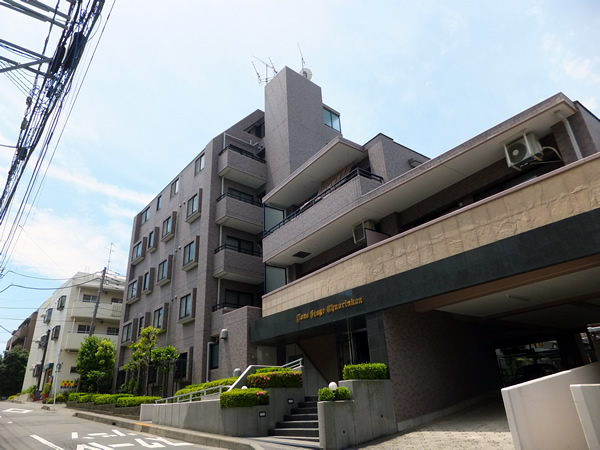 ライオンズステージ中央林間の外観