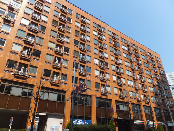 スカイメナー横浜の外観