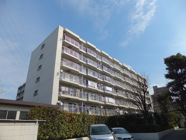 藤和綱島コープ2号棟の外観