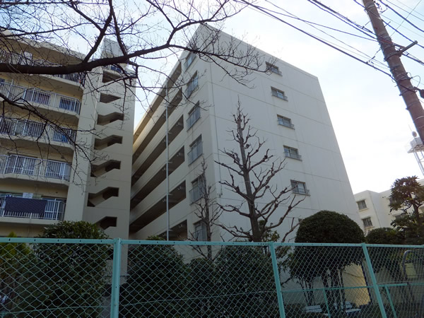 藤和綱島コープ2号棟の外観