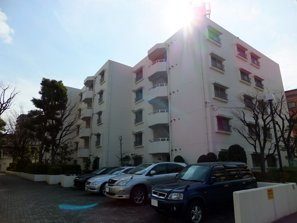 藤和綱島コープ2号棟の外観