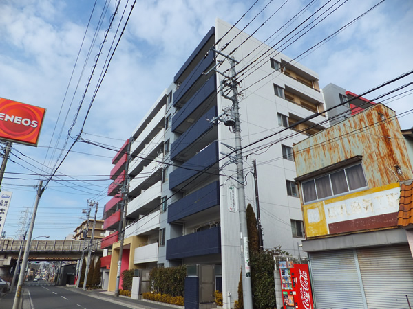 ヒューマンスクエア綱島の外観