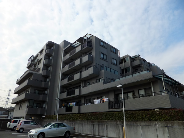 綱島南パークホームズ2番館の外観