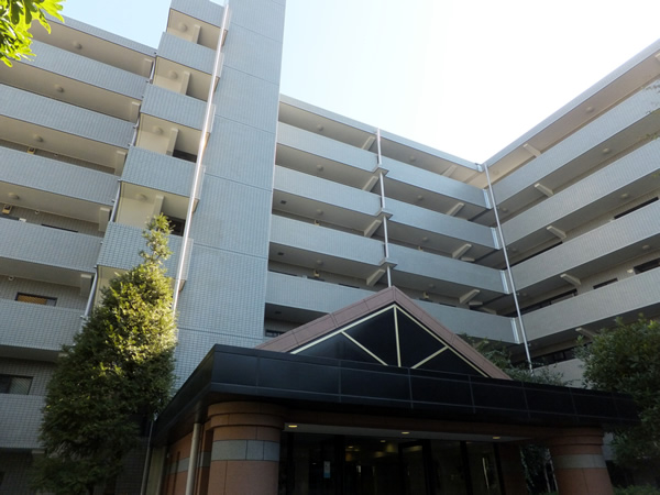 エンゼルパークハイツ綱島2番館の外観