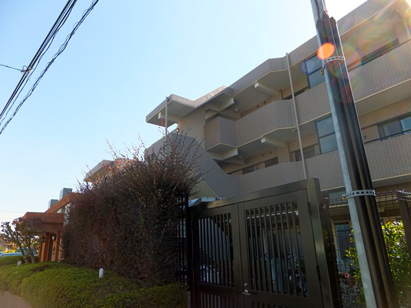 大倉山北パークホームズ3番館の外観