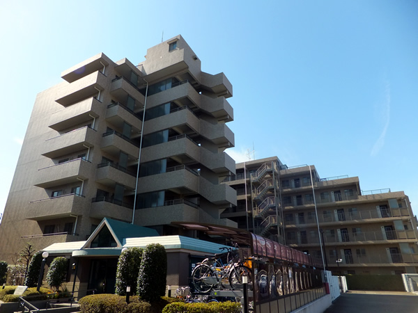 大倉山北パークホームズ2番館の外観