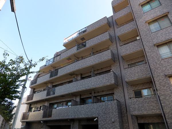 大倉山北パークホームズの外観