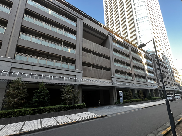 Ｔｏｍｉｈｉｓａ　Ｃｒｏｓｓグリーンレジデンスの外観