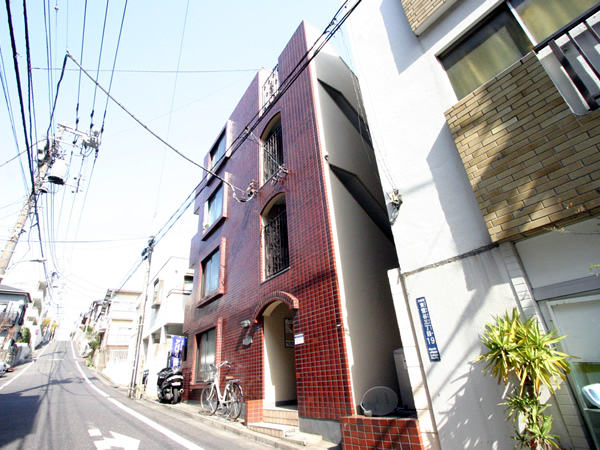 メゾンドコメートの外観