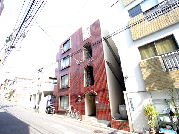 メゾンドコメートの外観