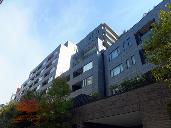 南青山テラス常盤松フォレストの外観