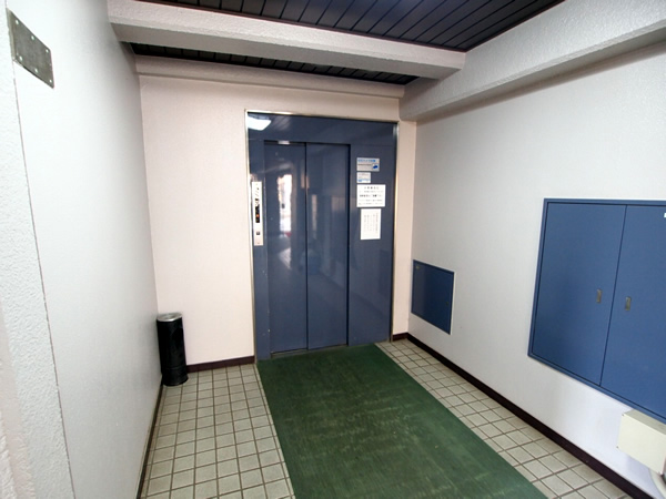 稲毛ブルースカイハイツの外観