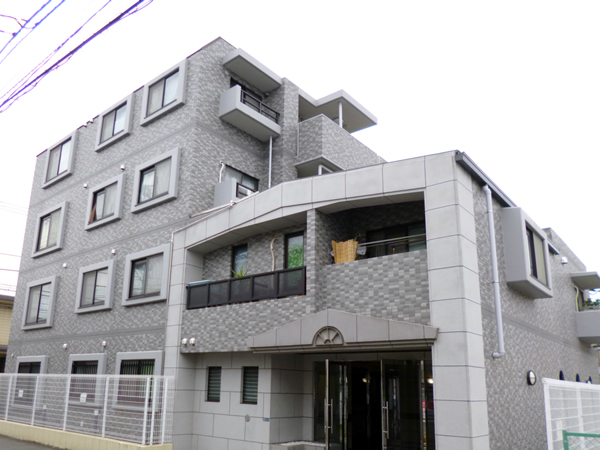 クレアール中央林間の外観