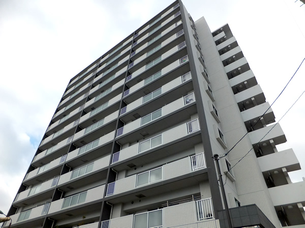 センチュリー秦野の外観