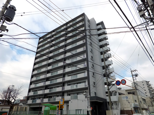 センチュリー秦野の外観