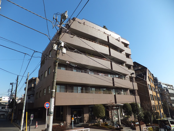 グランディ代官山の外観