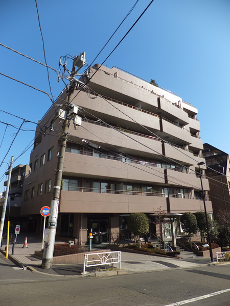 グランディ代官山の外観