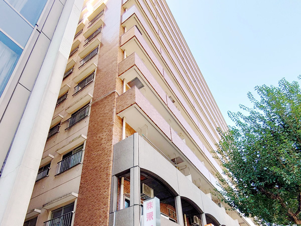 永谷リヴュール新宿の外観