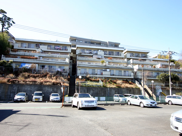 グリーンハイツ百合ヶ丘の外観