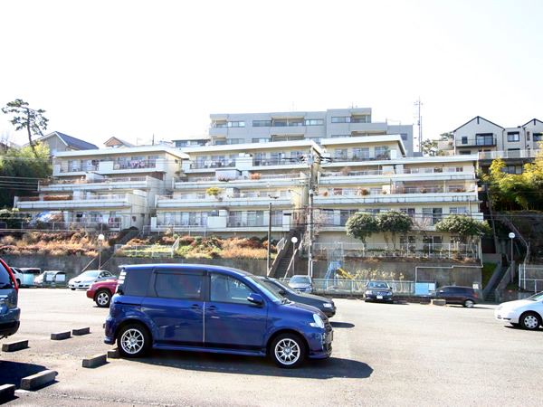 グリーンハイツ百合ヶ丘の外観