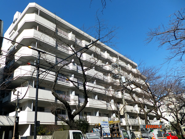 パシフィックニュー中野の外観