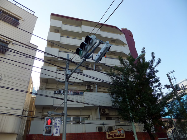 パラスト青葉台の外観