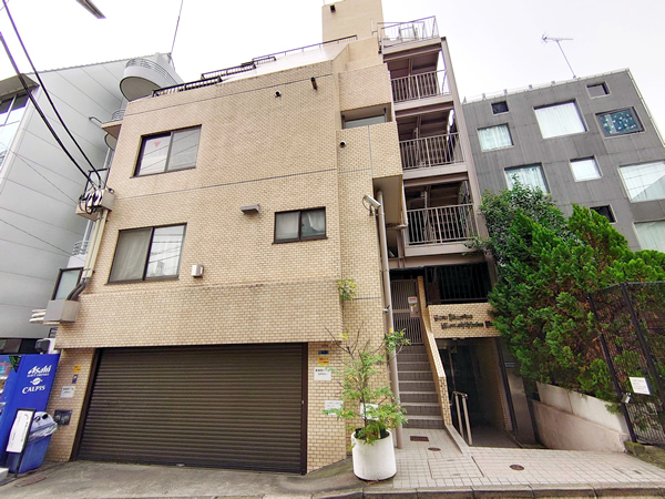 ライオンズマンション西新宿第8の外観