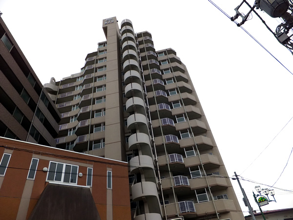 ダイアパレス南林間ステーションサイドの外観