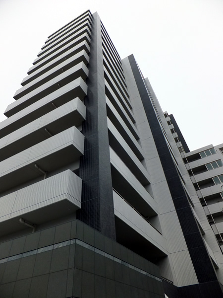 リストレジデンス南林間の外観