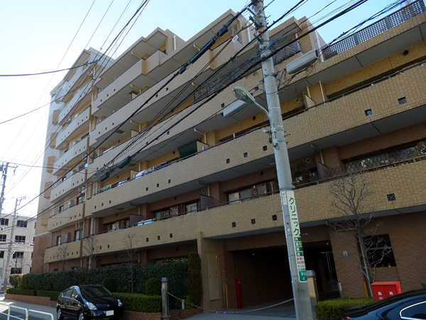 藤和シティホームズ池田山の外観