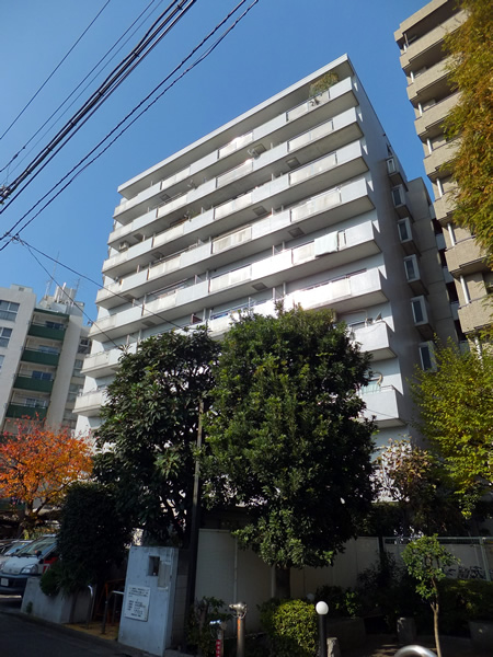 ユニーブル三軒茶屋の外観