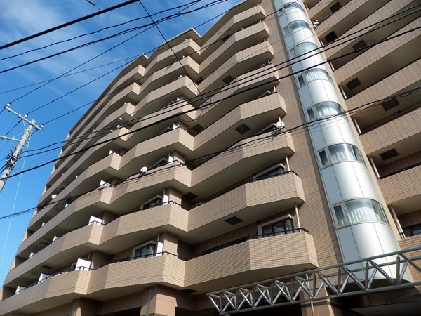 ライオンズプラザ藤沢の外観