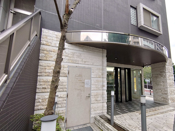 アヴァンツァーレ新宿ピアチェーレの外観