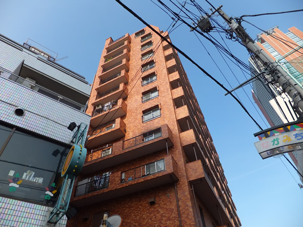 シャンボール三軒茶屋の外観