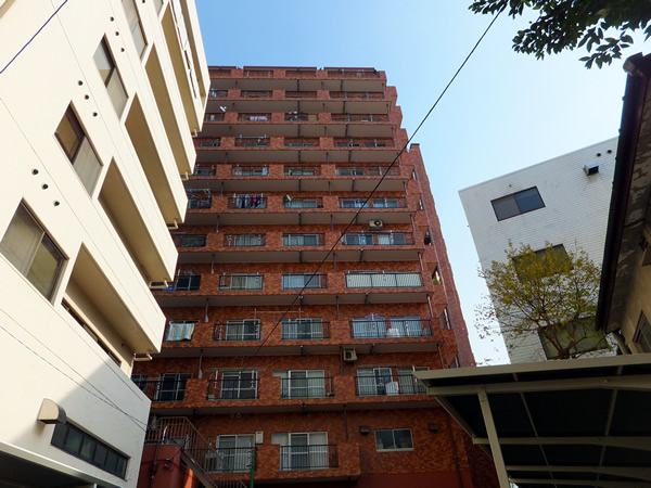 シャンボール三軒茶屋の外観