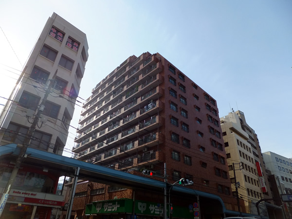 シャンボール三軒茶屋の外観