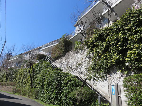 ベルレーヴ生田の外観