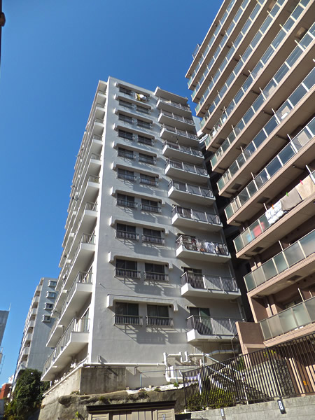 恒陽マンションの外観