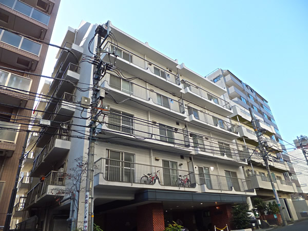 恒陽マンションの外観